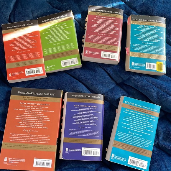 Folger Shakespeare books - Picture 2 of 9
